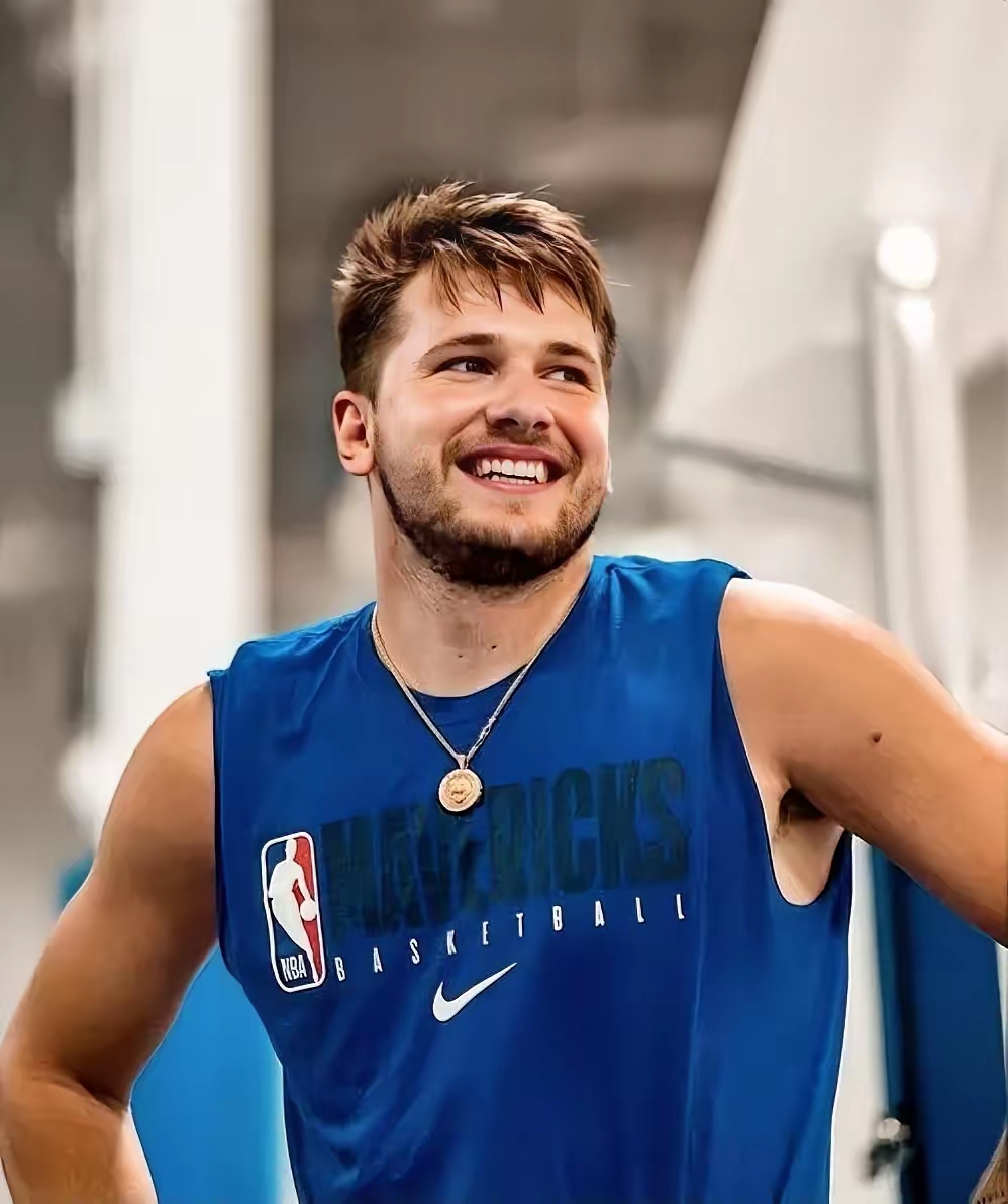 今夜马德里竞技内部沟通东契奇连续三场比赛得分超过晋级，现场解说直呼：风云突变皇家马德里赛前遗憾出局